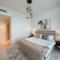 Luton Vacation Homes - Full Sea and Palm View & Modern 2BR - Emaar Beachfront , Beach Vista, Dubai Harbour - 17AB06