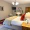 Safari Club Guest Lodge OR Tambo International Airport - Kempton Park