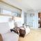 Luxury 3 Bed Royal Mile Apartment