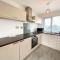 18 Coastline apartment - 纽基