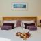 CROYDE MEADOWBANK 4 Bedrooms