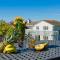 CROYDE MEADOWBANK 4 Bedrooms