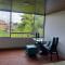 Apartamento de un ambiente, cocina, baño, acogedor, vista a zonas verdes