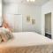 Historic Galveston Apartment - 1 Mi to The Strand! - Галвестон