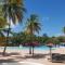 Caraïbes Apparts Resorts-Village vacance piscine 4 étoiles-Accès direct mer