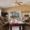 Lazy Squirrel - Cozy Family House with Full Game Room - Kernville