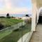 White House studio with sea view and parking