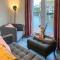 2 Bedroom Awesome Home In Breukelen