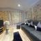 Lovely Holiday Home at Lyons Caravan Park!
