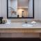 Super 8 by Wyndham North Hollywood