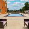 Days Inn & Suites by Wyndham Horn Lake - Memphis Graceland