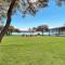 Tres A Lake Retreat