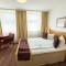 Comfort Hotel tom Kyle
