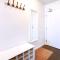 Stylish 1BR, Stampede & Free Parking by Doorbed