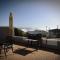 Apt on Beach front, Modern 2BR Solar, 50m to beach