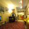 Deco Hotel