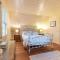 Carramar Estate: 2 homes stunning mountain views