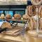 NLH MONASTIRAKI - Neighborhood Lifestyle Hotels