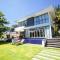Sunny Beach Villa