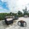 Pass the Keys Luxurious Flat with Large Private Terrace - Hanworth