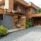 Lujosa Casa Altamira - BBQ Jacuzzi Piscina Wifi