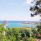 Amazing Location! Walk to town, beach & dinner - PAYMENT REQUIRED TO RESERVE