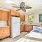 Bright and Airy Beach House with Oceanfront Views - كيلوا كونا