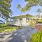 Bright and Airy Beach House with Oceanfront Views - كيلوا كونا