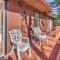 Dog-Friendly Alto Escape with Hot Tub and Foosball!