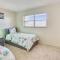 Bayshore Yacht & Tennis 314
