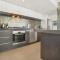 Luxury Penthouse P2