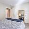 Remodeled Home with Spa and Deck Walk to Dillon Beach - ديلون بيتش