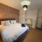 Modern & retro two bedroom apartment in Barnsley - Barnsley