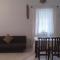 J-House, spacious apartments with balconies, Thalassa 1min away - Sziolim