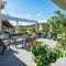 Aristotelis Apartments