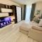 Front Beach Apartments - Deluxe