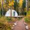 Igloo Glamping LakeLand Camp