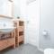 Bizapartments - Modern Flats with Parking