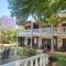 Golden Candle Guest House