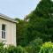 Halwell House - A Spacious Quiet Apartment
