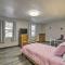 Near Mines and Meadows Spacious Home with Game Room