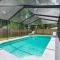 Stunning Heated Pool House Close to Tampa - Seffner