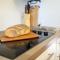 Maltings House Cosy and Stylish 2 bedroom flat near the city centre with free parking and ensuite rooms