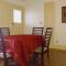 Mini Mansion Hotel affordable stays Plainfield NJ near public transportation - Plainfield