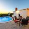 Villa Sky with a private pool - Martinski