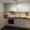 Perrine Garden - Cozy Central Apartment with Private Garden