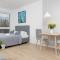 Metro Bielany Apartments with Parking by Noclegi Renters - 华沙