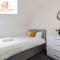 5 Beds - Free Gated Parking - City Centre - By Hinkley Homes Short Lets & Serviced Accommodation