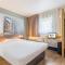 B&B HOTEL Tours Parc Expo St-Avertin - 圣阿韦尔坦