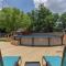 Peaceful and Relaxing Getaway w Beautiful Pool